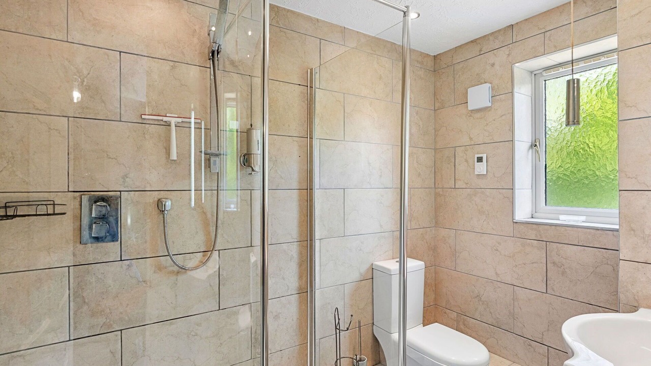 Photo of Others in Upper Dicker