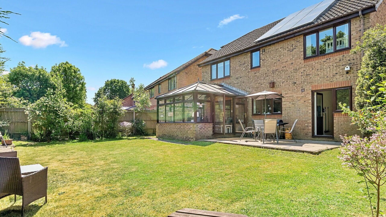 Photo of Others in Upper Dicker