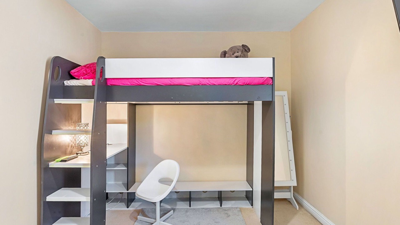 Photo of Others in Upper Dicker