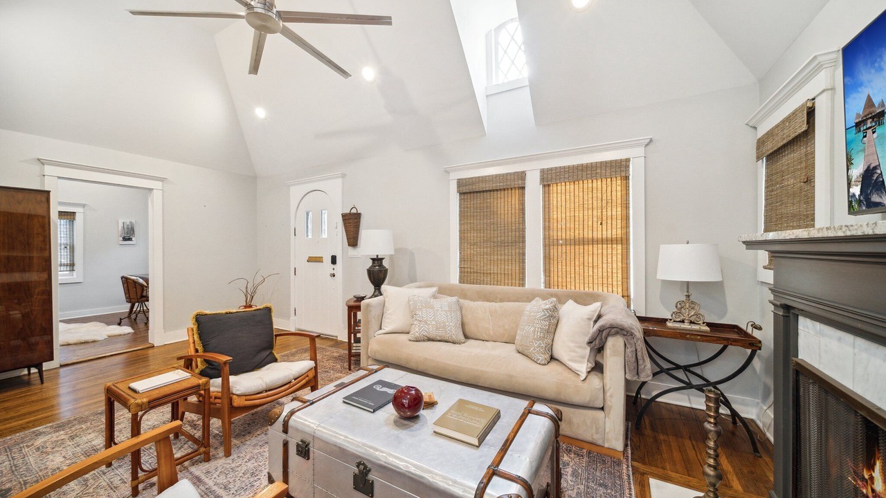 Photo of Livingroom in Cherry Street