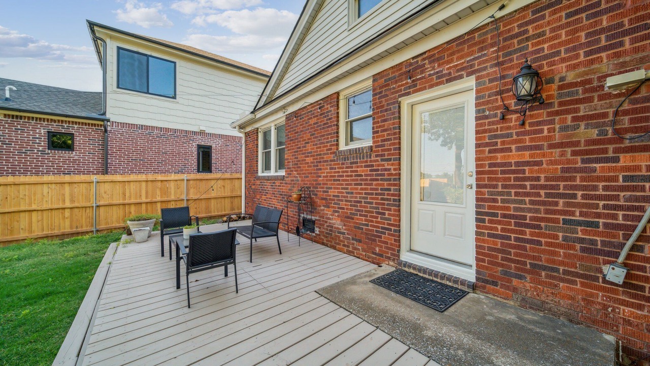 Photo of Outdoor in Cherry Street