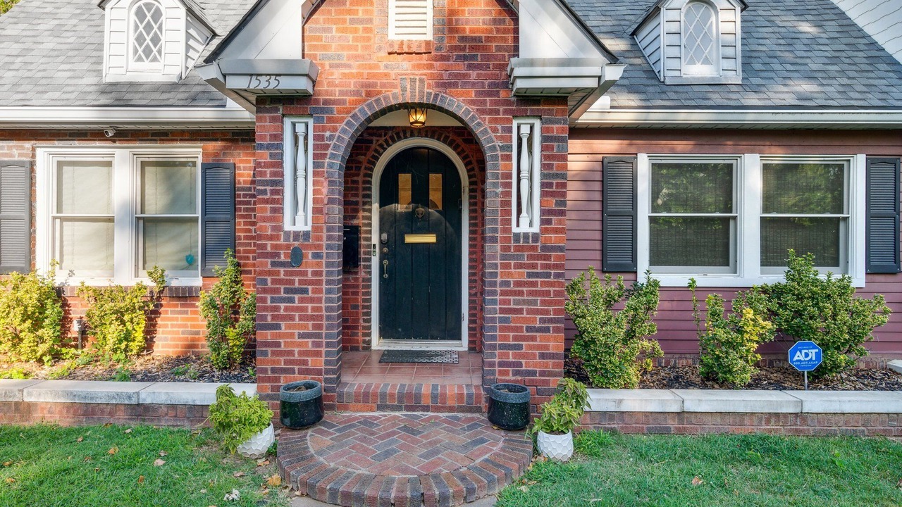 Photo of Outdoor in Cherry Street