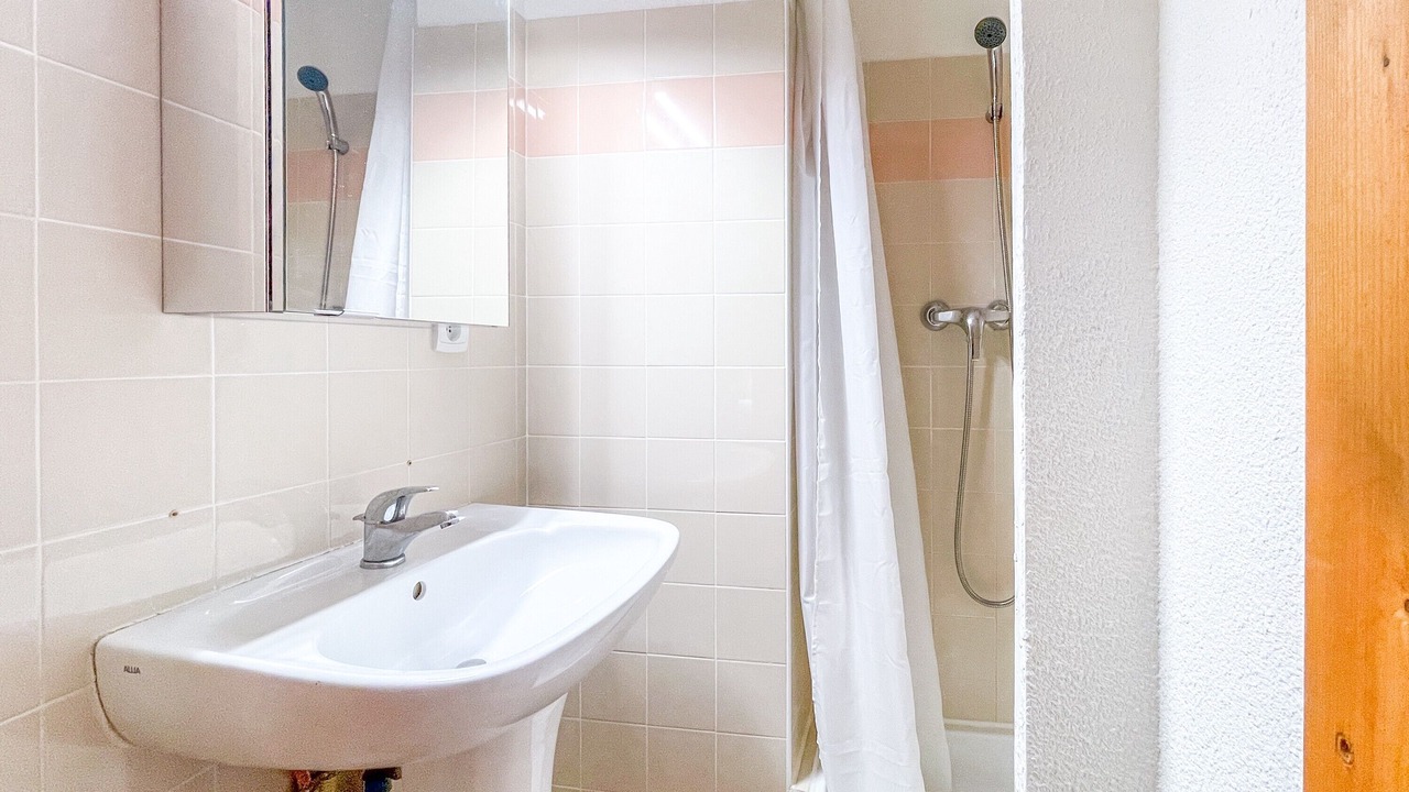 Photo of Bathroom in Montgellafrey