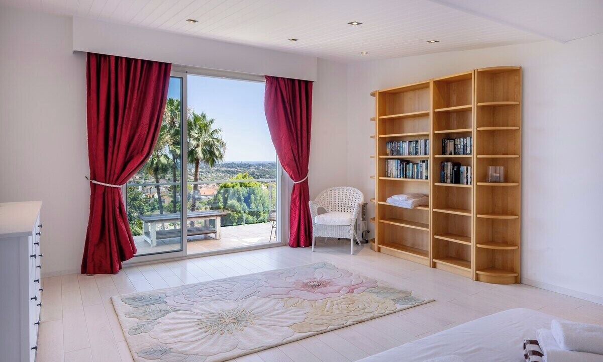 Photo of Bedroom in La Colle-sur-Loup