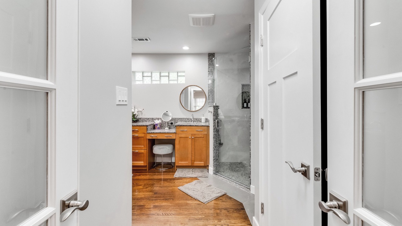 Photo of Others in Richmond