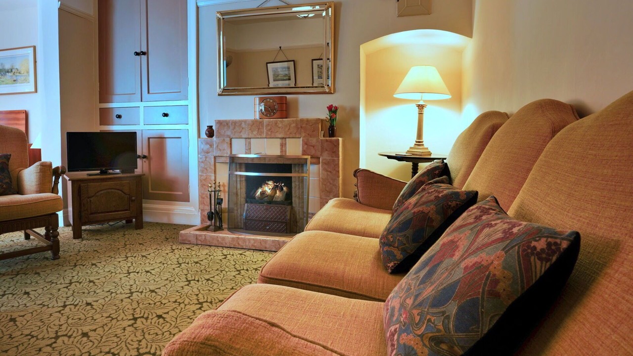 Photo of Others in Ault Hucknall