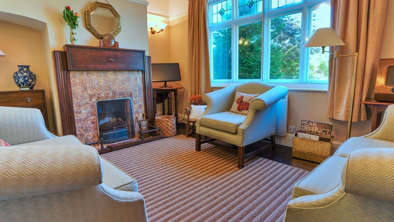 Photo of Others in Ault Hucknall