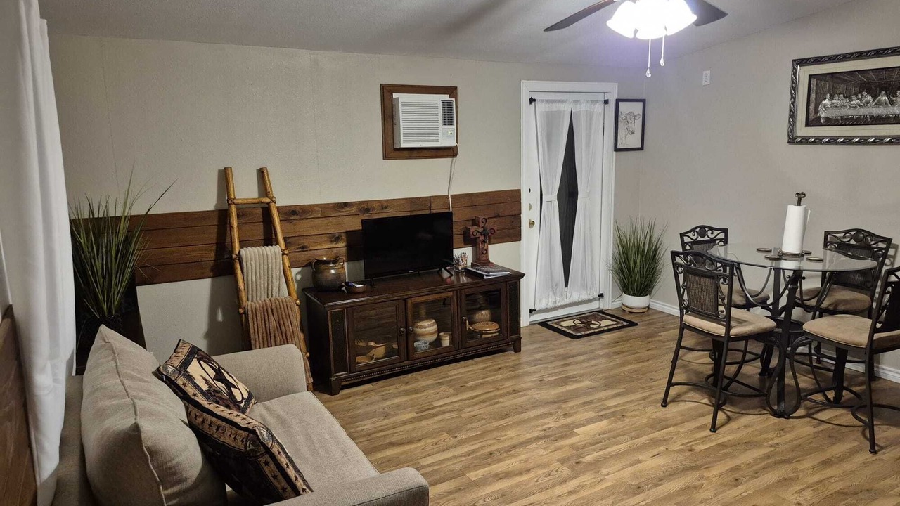Photo of Livingroom in Lissie