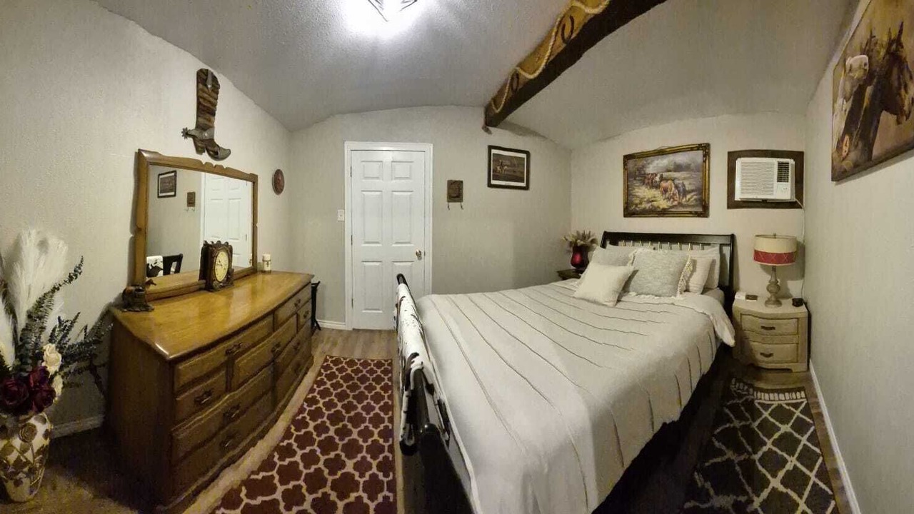 Photo of Bedroom in Lissie