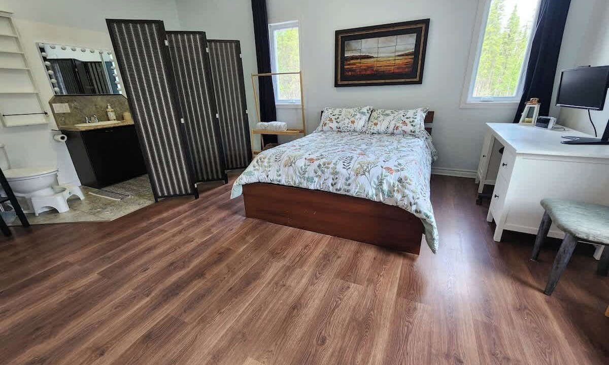 Photo of Bedroom in Rouyn-Noranda