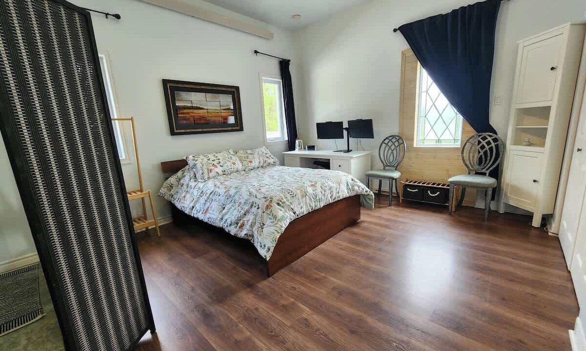 Photo of Bedroom in Rouyn-Noranda