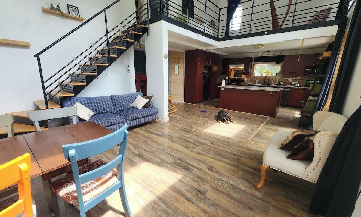 Photo of Livingroom in Rouyn-Noranda