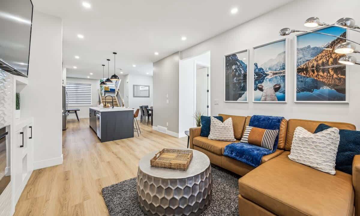 Photo of Livingroom in Southwest Calgary