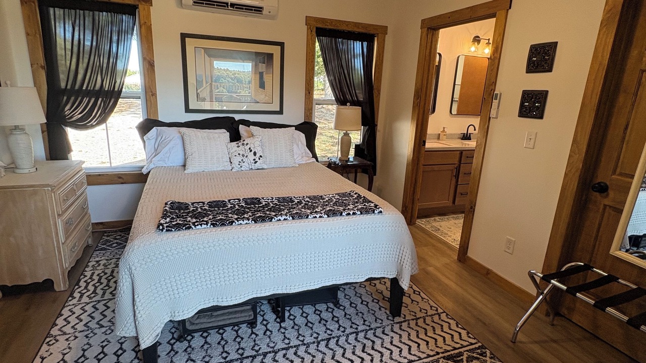 Photo of Bedroom in Harrison