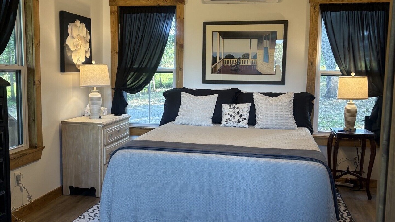 Photo of Bedroom in Harrison