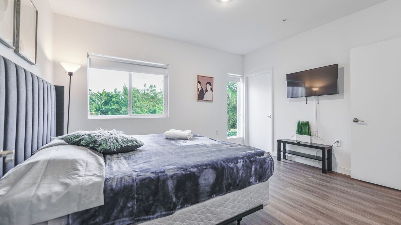 Photo of Bedroom in Golden Glades