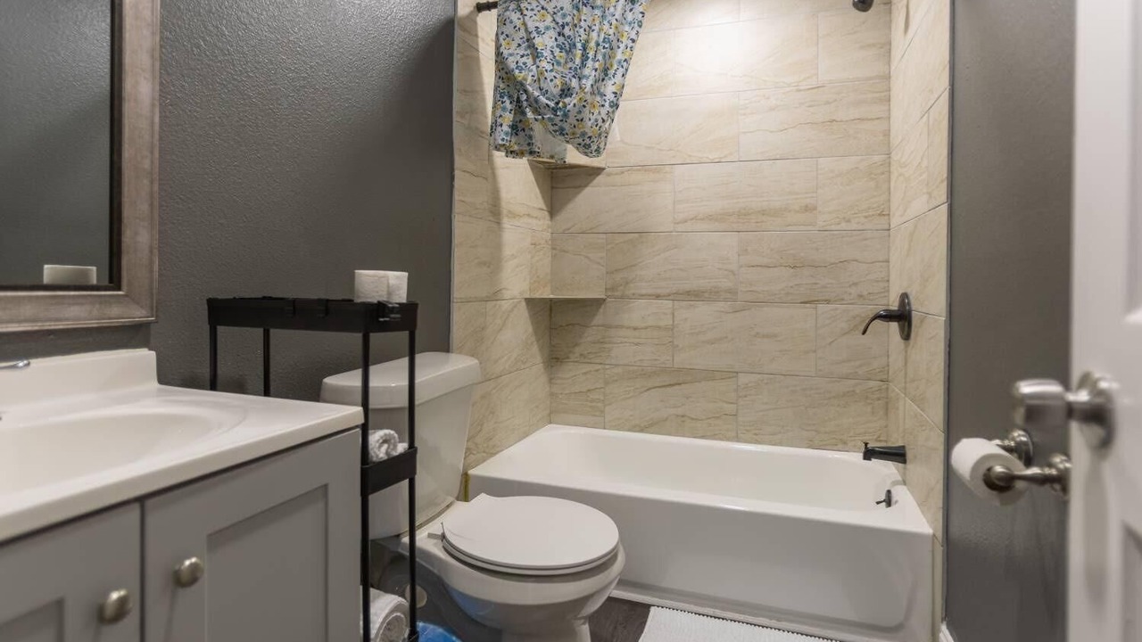 Photo of Bathroom in Cedar Crest