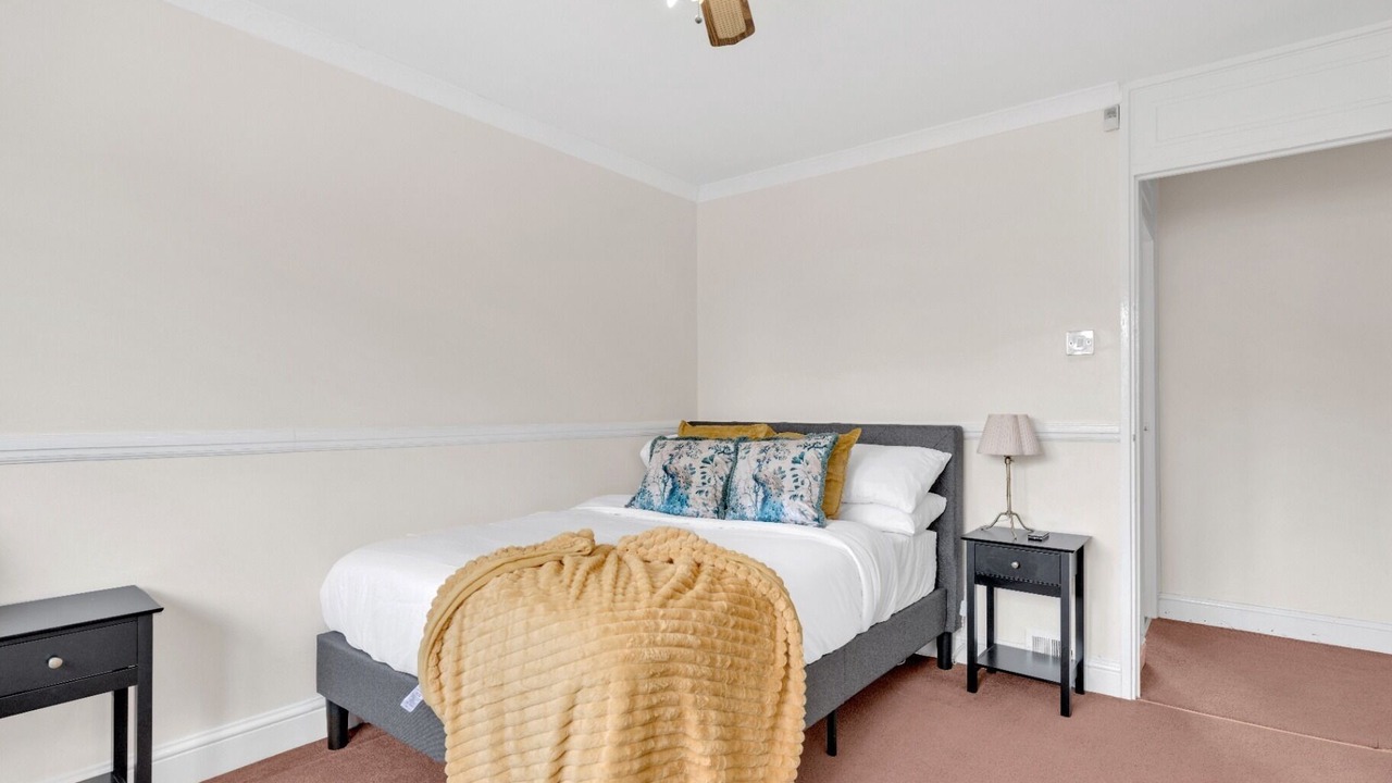 Photo of Others in Belvedere