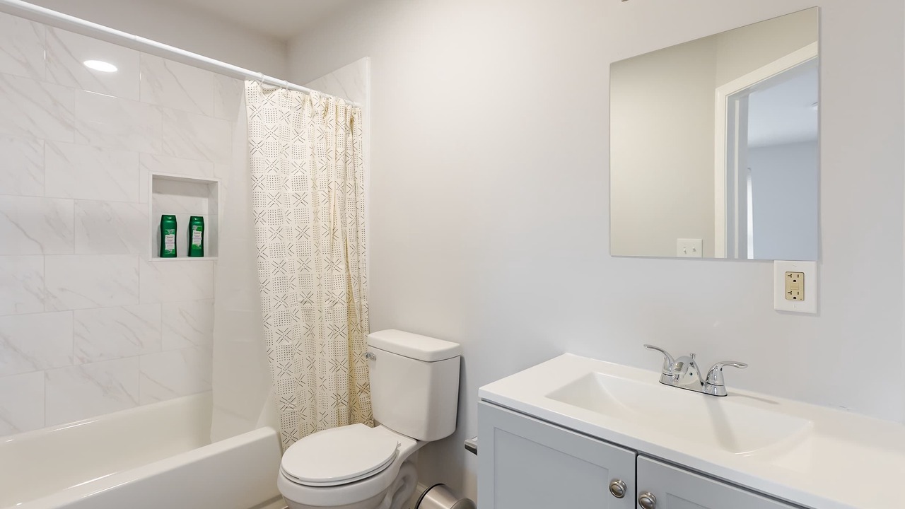 Photo of Bathroom in Passyunk Square