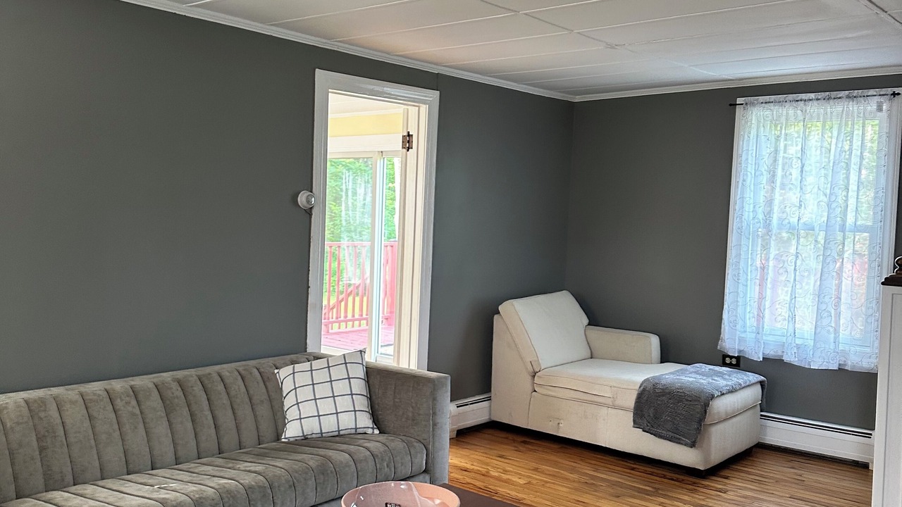 Photo of Livingroom in Town of White Creek