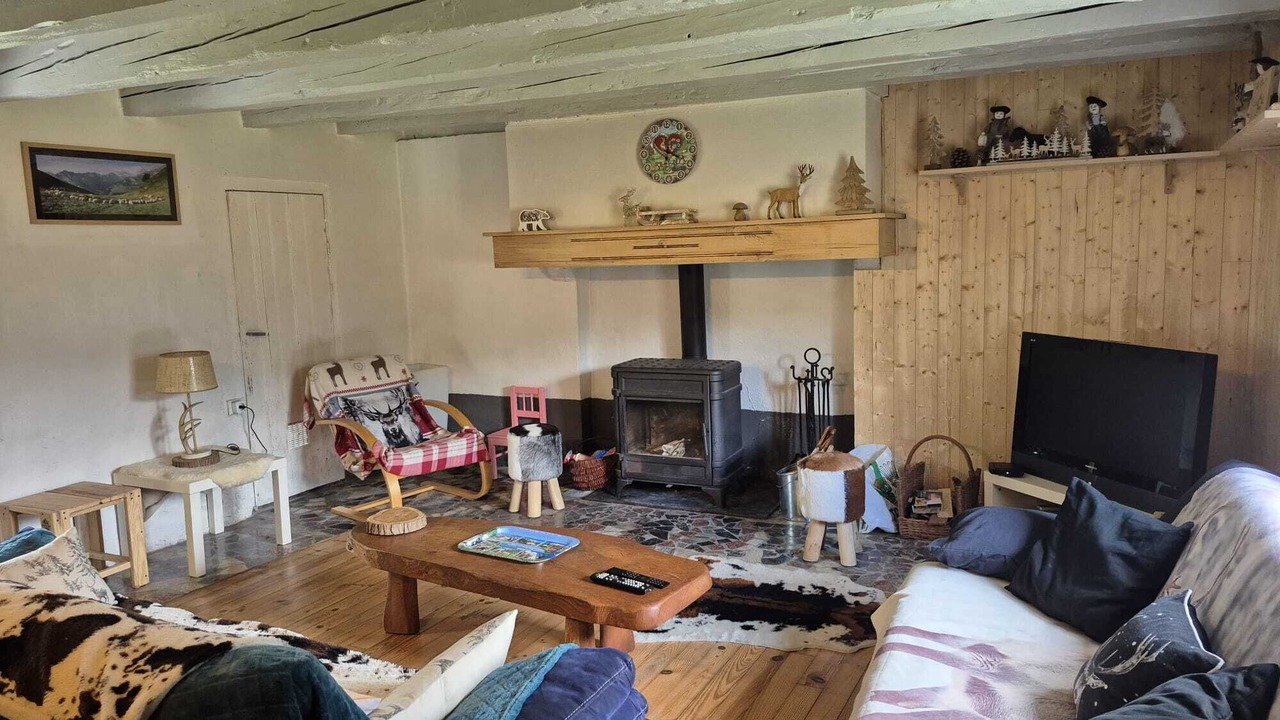 Photo of Livingroom in Campan