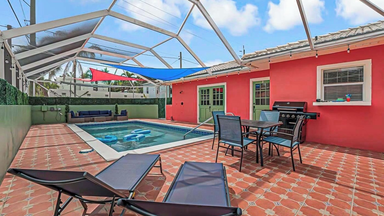 Photo of Outdoor in Parrot Cove