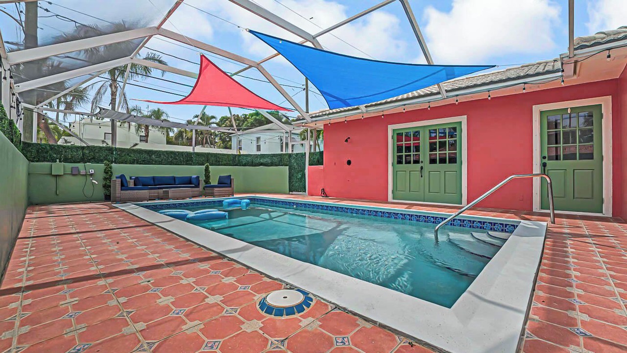 Photo of Outdoor in Parrot Cove