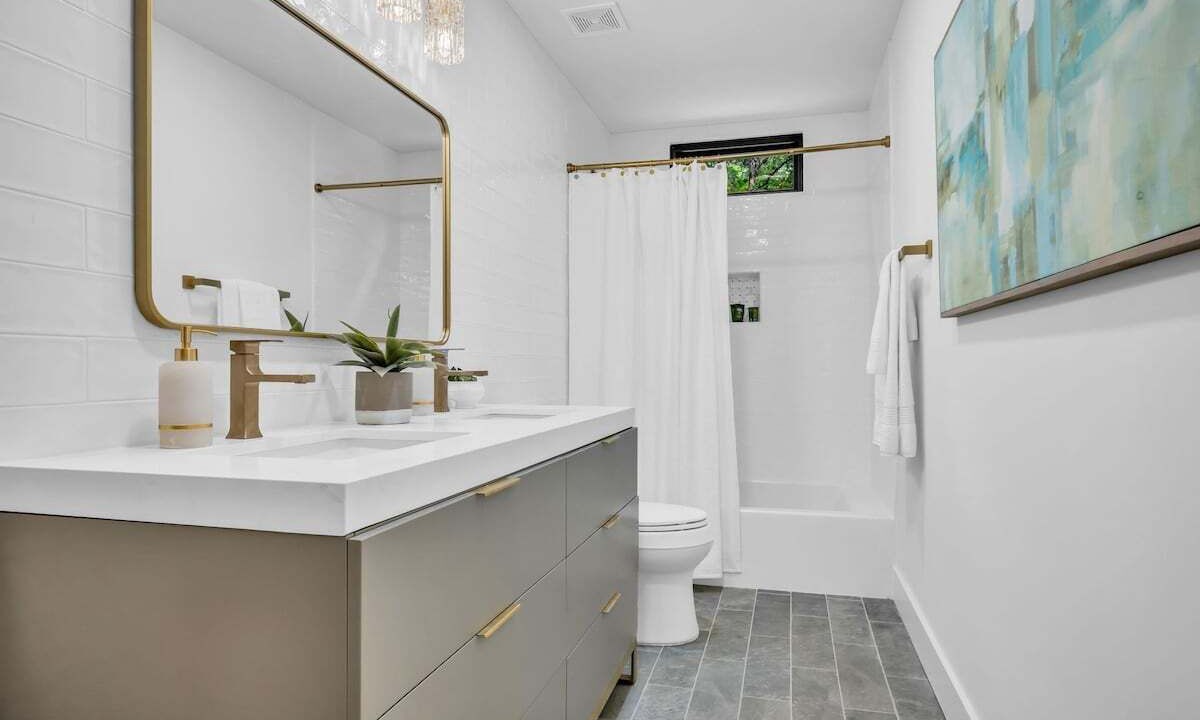 Photo of Bathroom in Kingston Springs