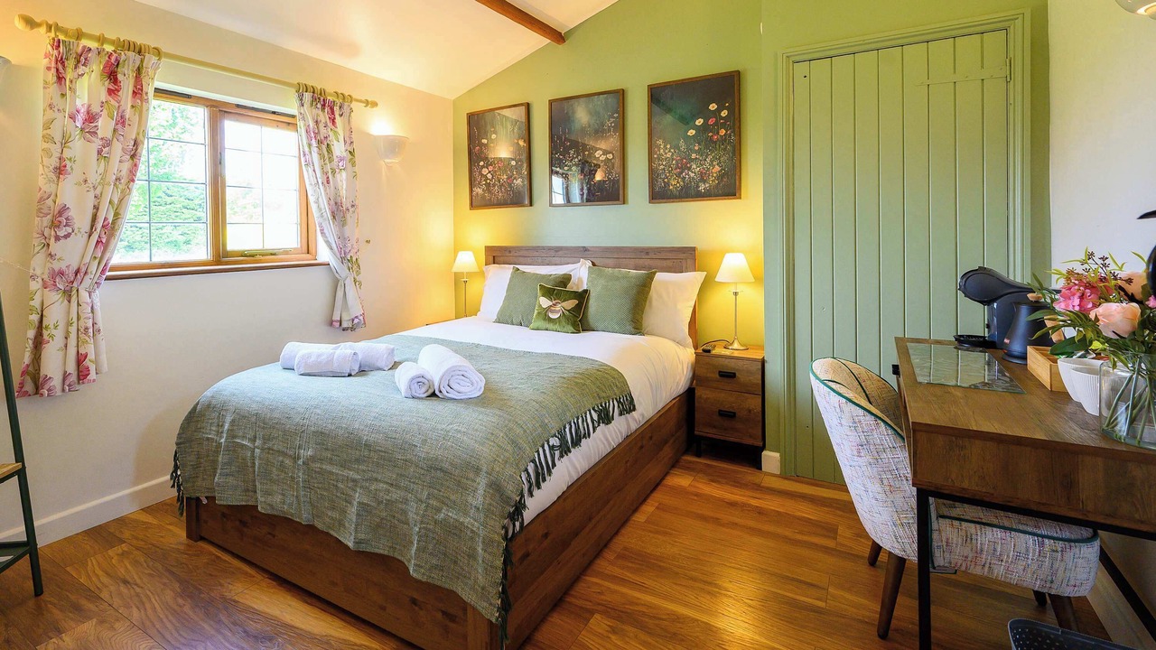 Photo of Others in Staple Hill