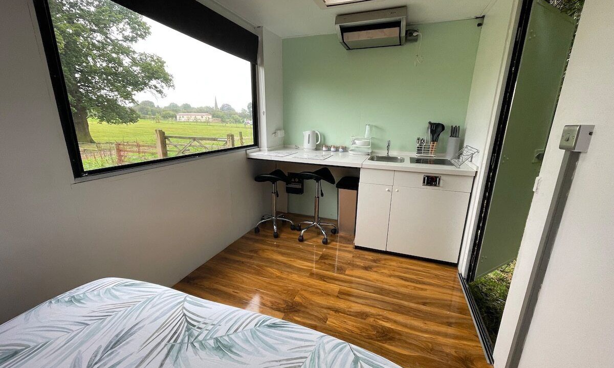 Photo of Others in Aston on Trent