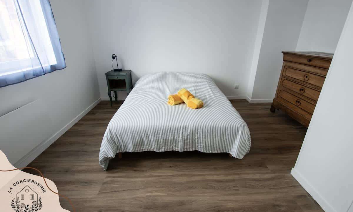 Photo of Others in Lens