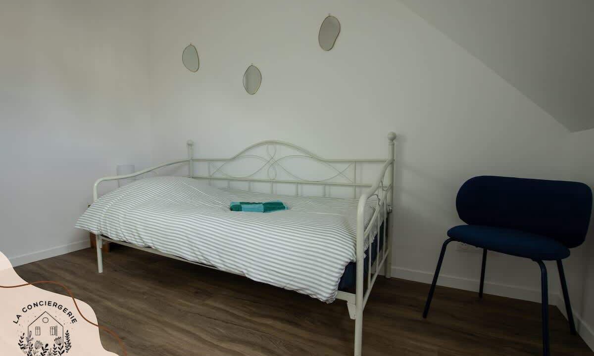 Photo of Others in Lens