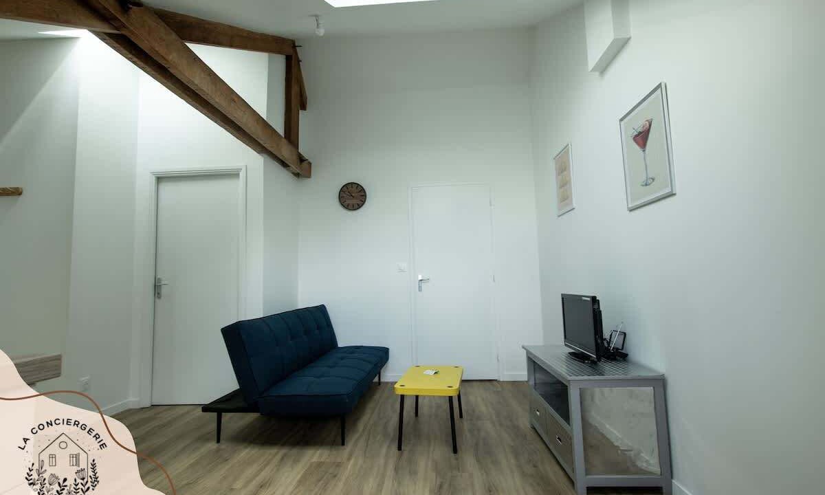 Photo of Others in Lens