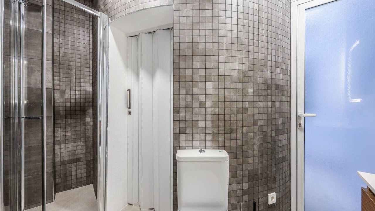 Photo of Bathroom in Embajadores