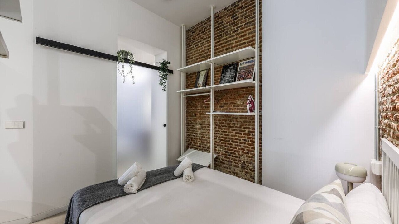 Photo of Bedroom in Embajadores