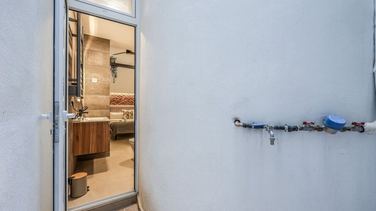 Photo of Bathroom in Embajadores