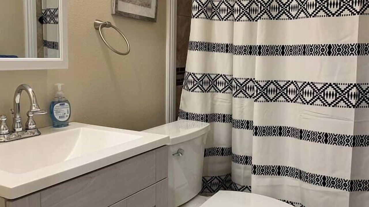 Photo of Bathroom in Cheyenne