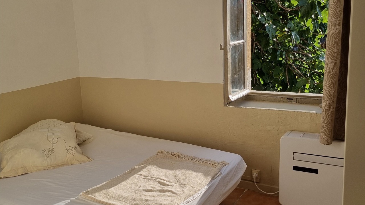 Photo of Bedroom in Arles