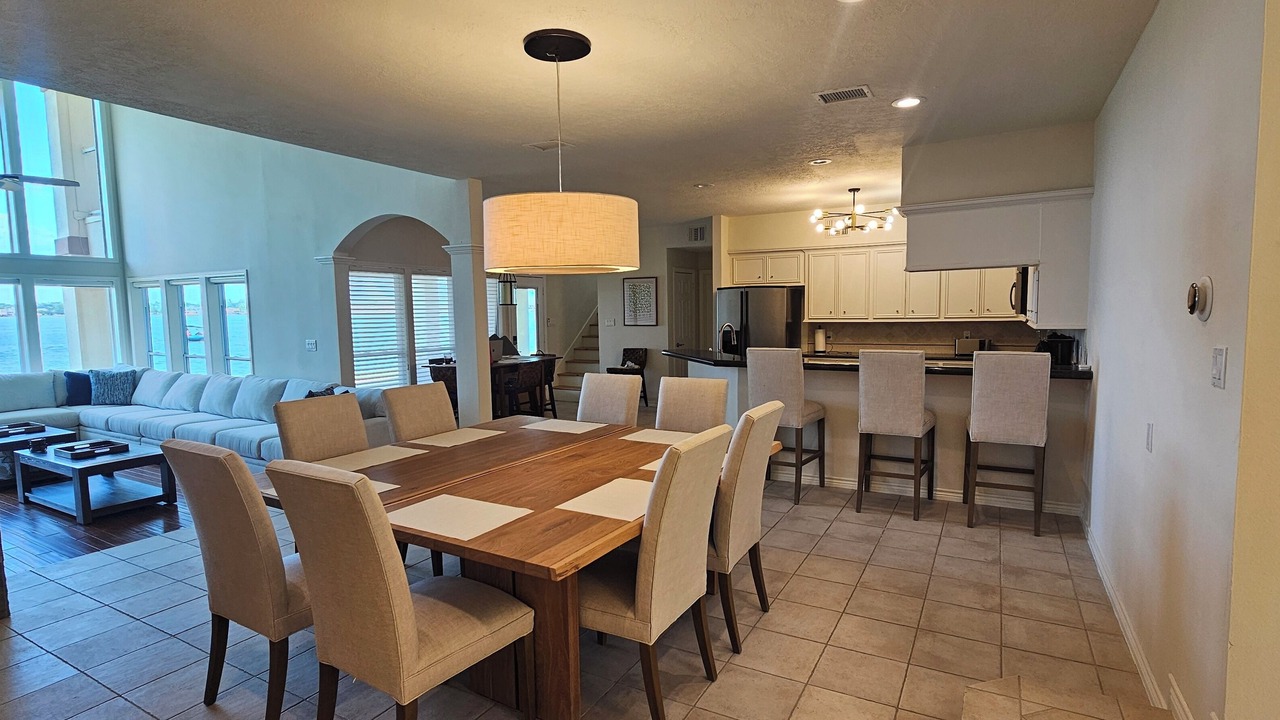 Photo of Livingroom in Walden on Lake Conroe
