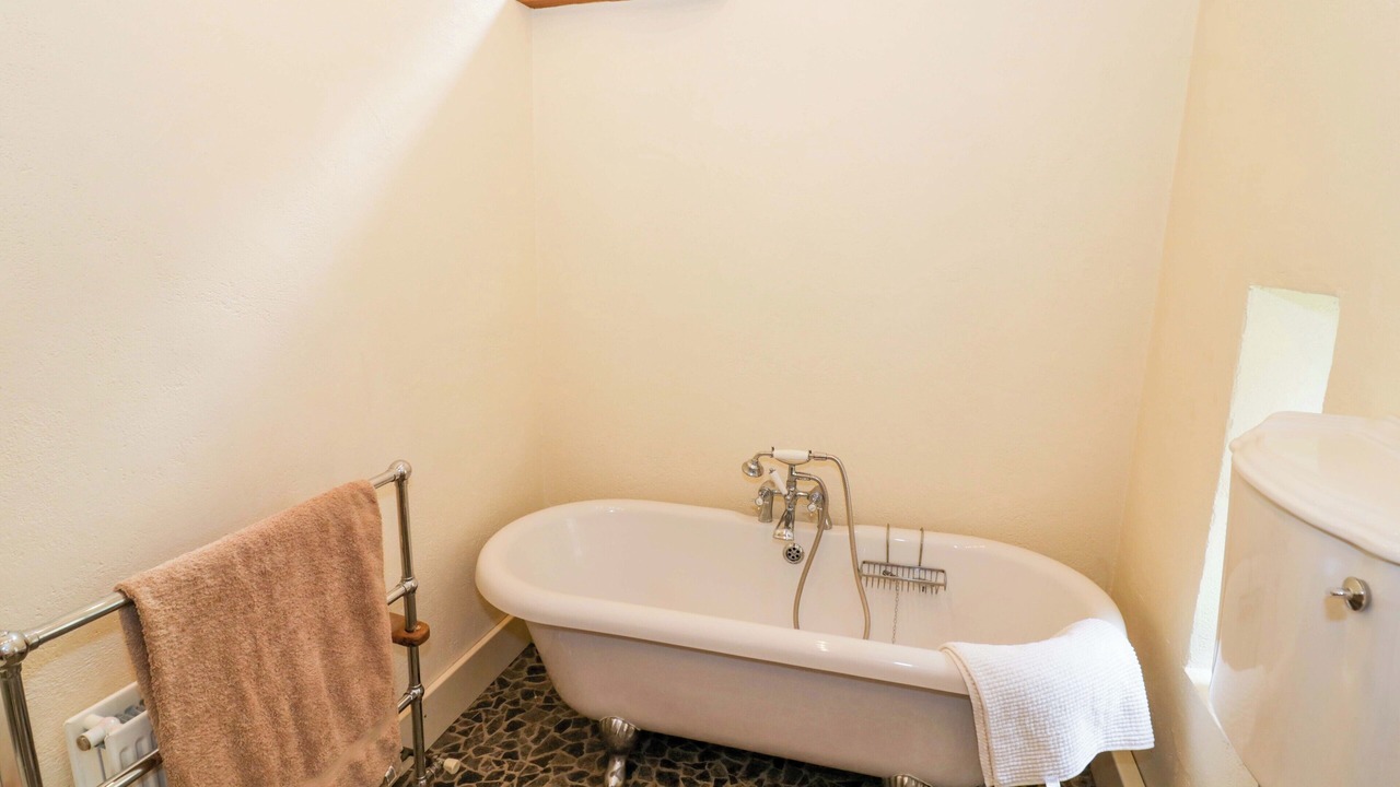 Photo of Bathroom in Cofton Hackett