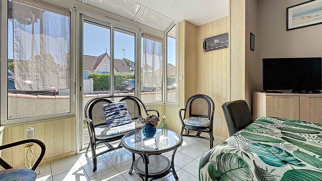 Photo of Livingroom in Tharon-Plage