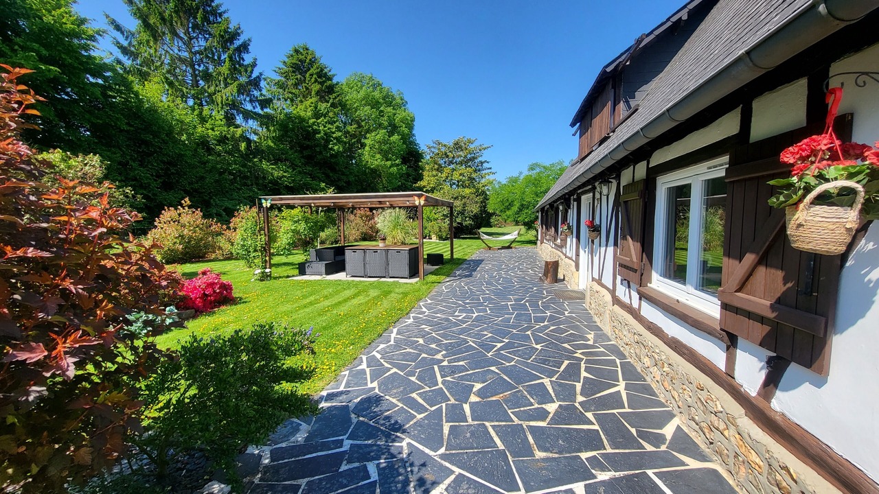 Photo of Patio Balcony in La Roussiere
