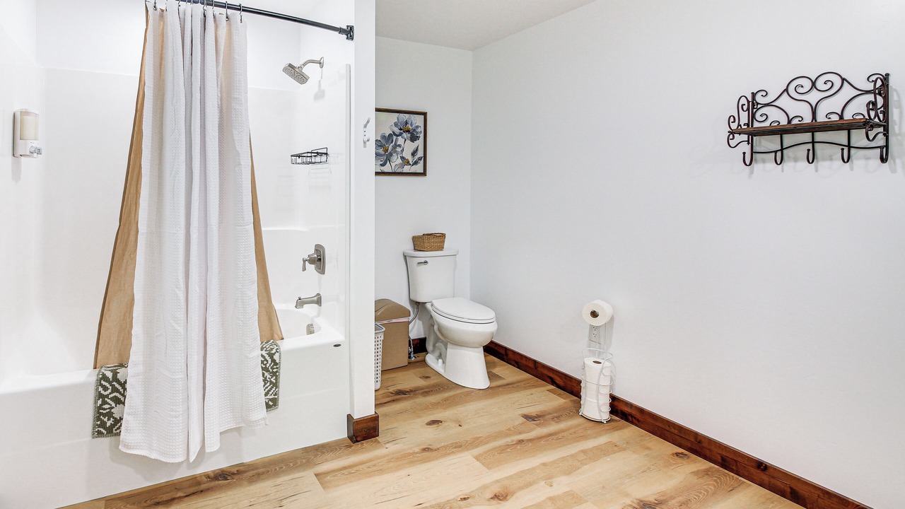 Photo of Bathroom in Boundary County