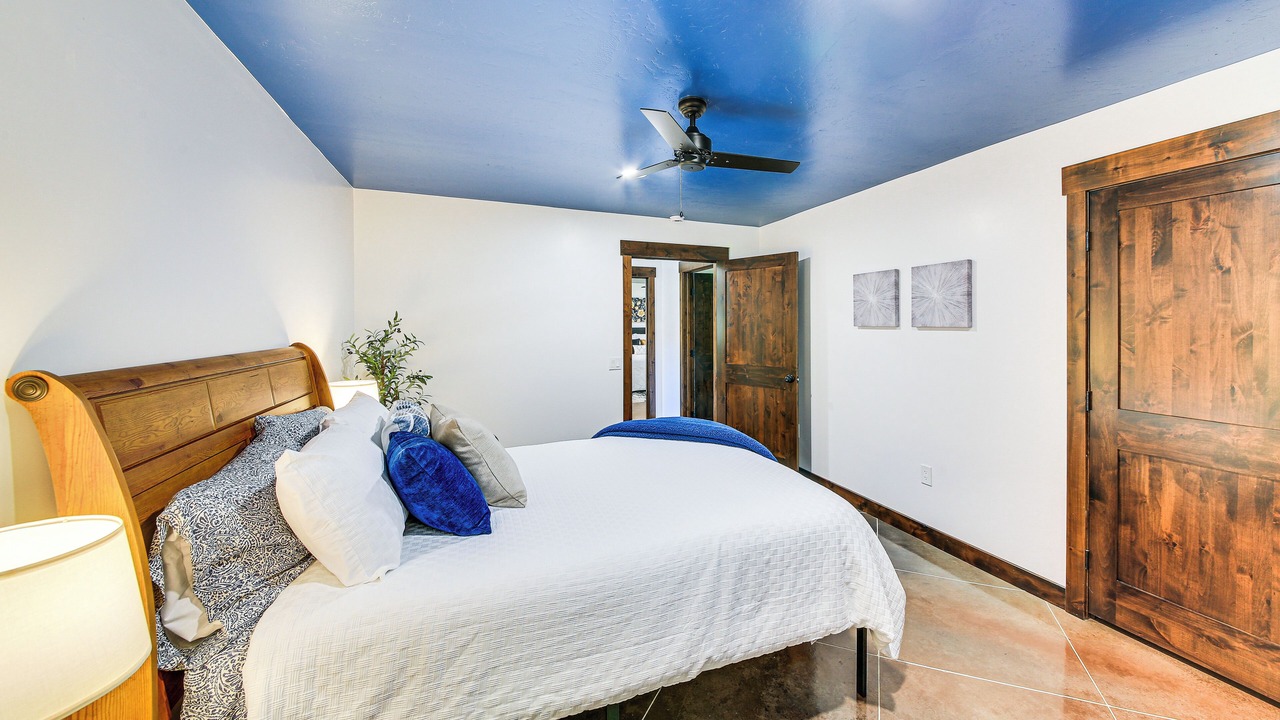Photo of Bedroom in Boundary County