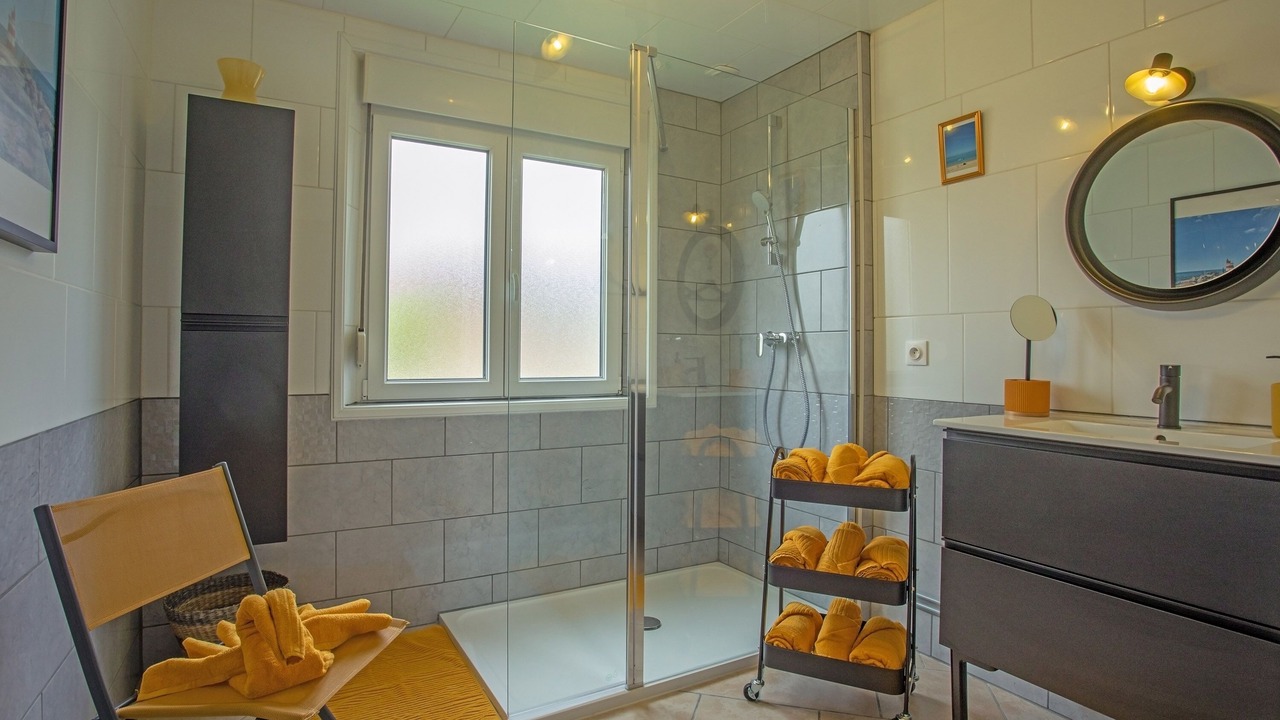 Photo of Bathroom in Beaumont-en-Beine