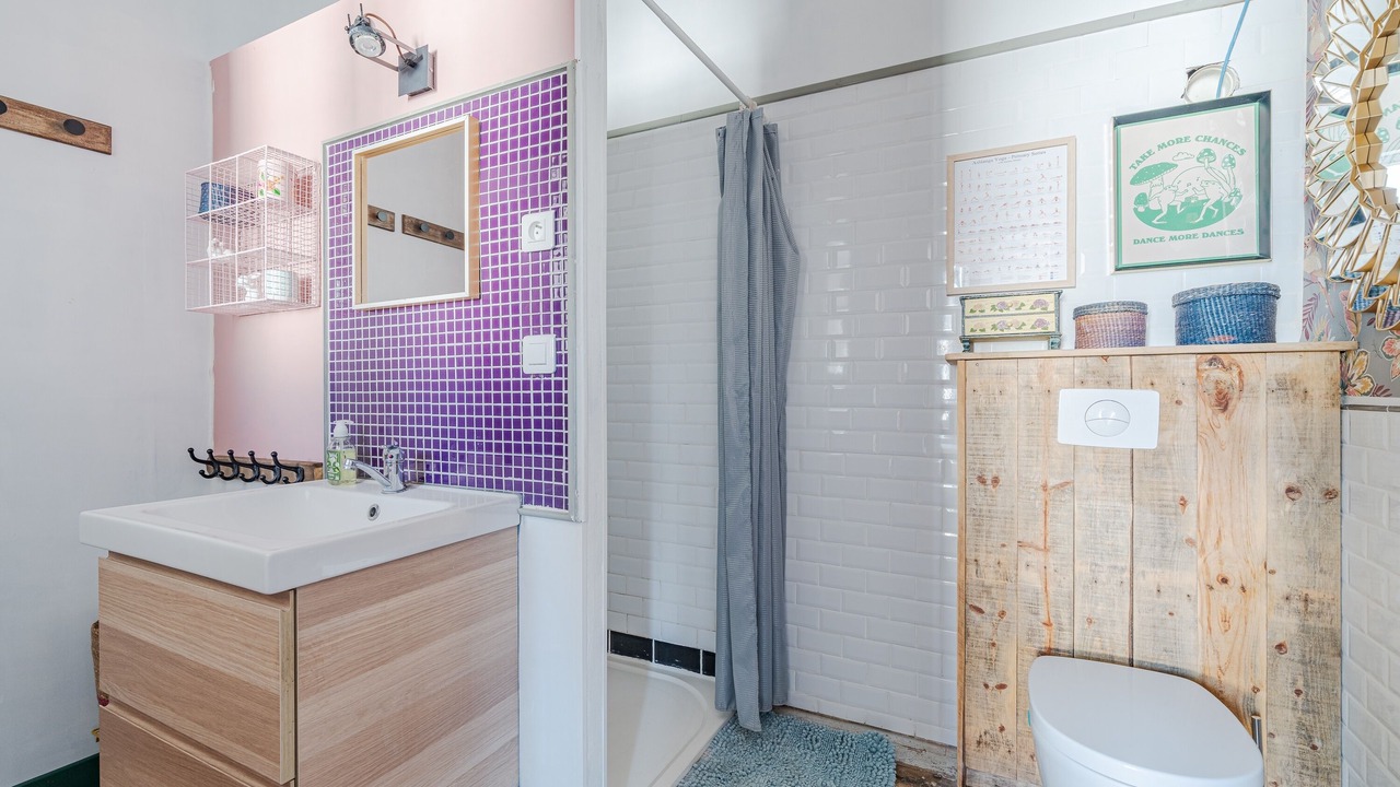 Photo of Bathroom in Villaines-les-Rochers