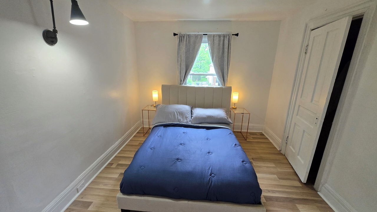 Photo of Bedroom in Niagara Falls
