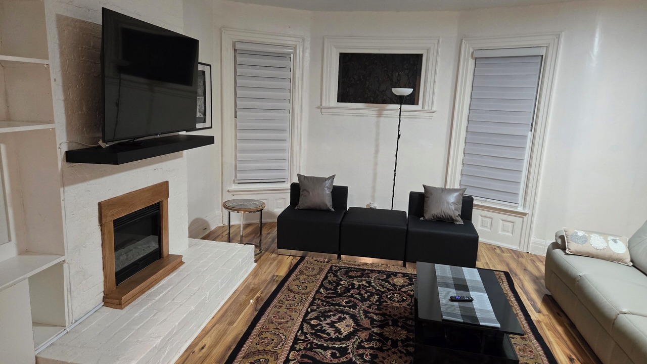 Photo of Livingroom in Niagara Falls