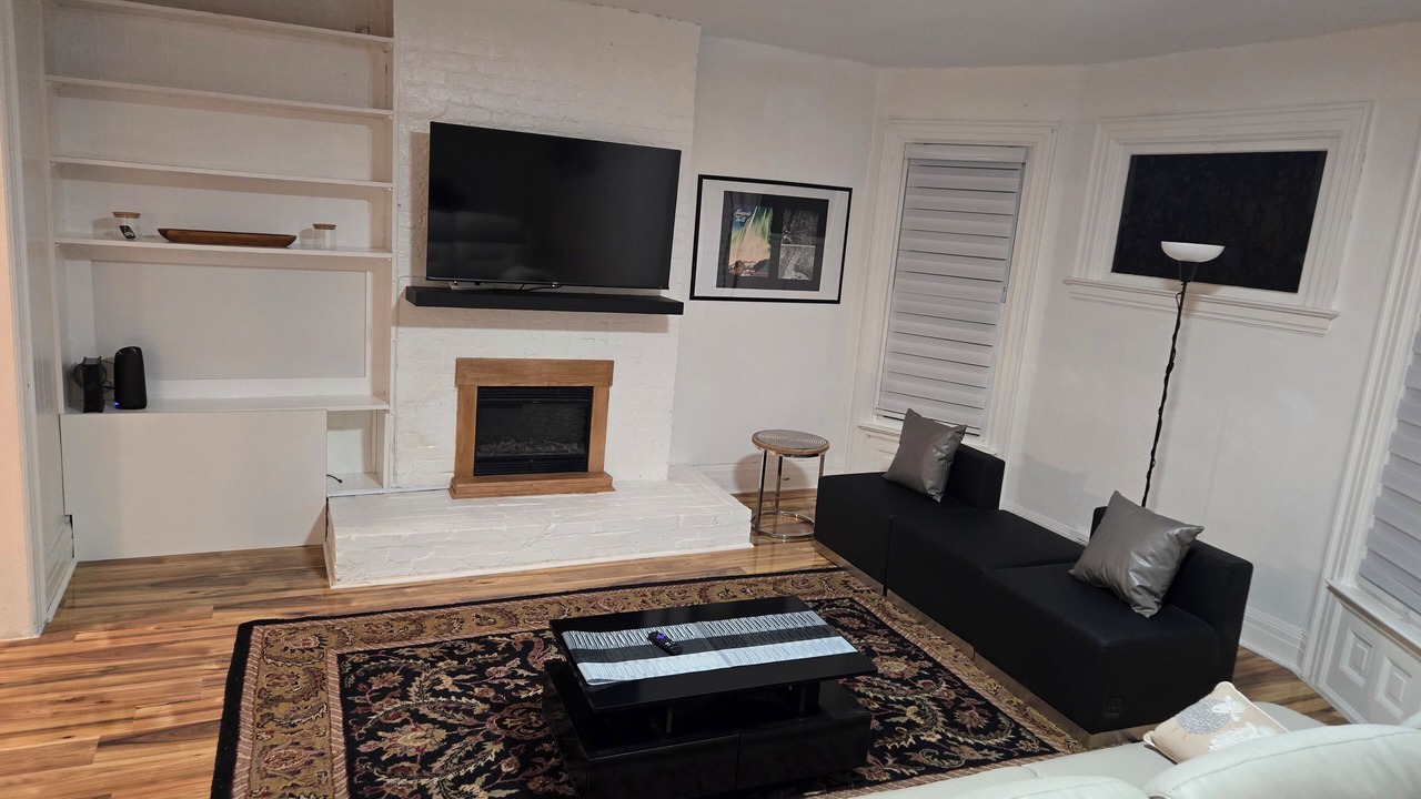 Photo of Livingroom in Niagara Falls