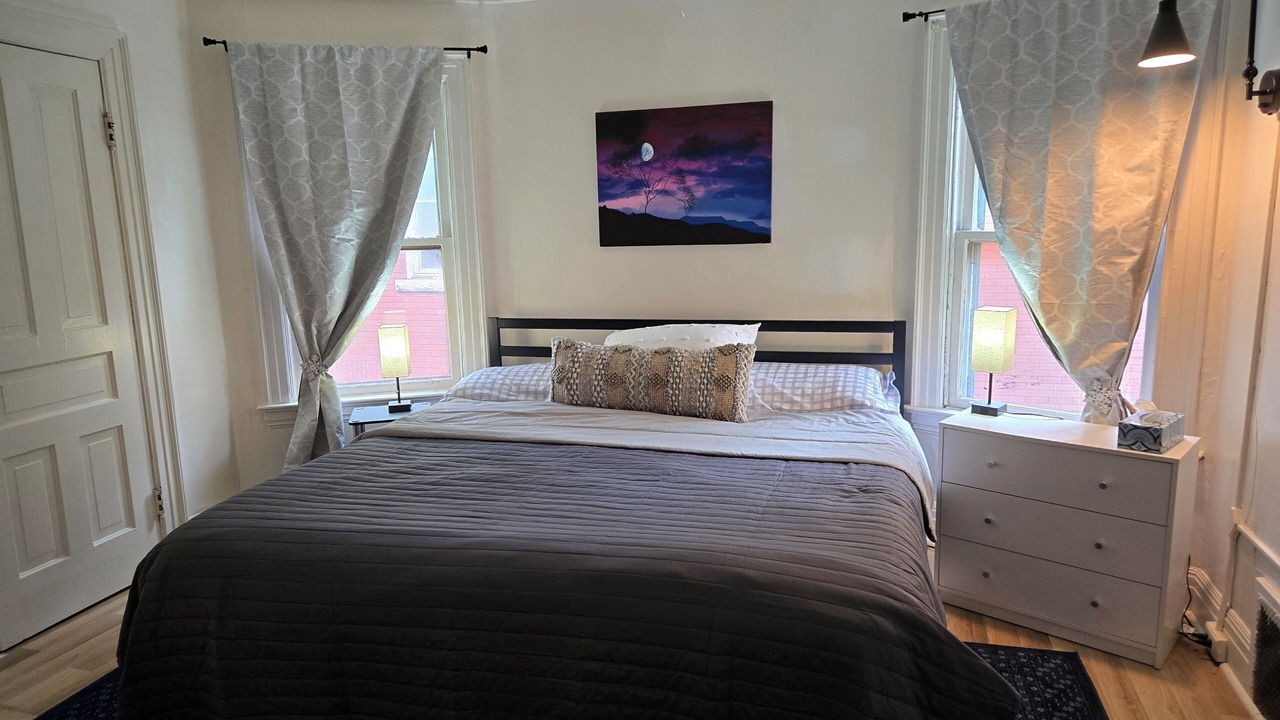 Photo of Bedroom in Niagara Falls